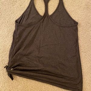 Lululemon tank